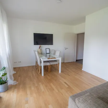 Potsdams Traumwohnung Mit 6 Schlafmoeglichkeiten Und Terrasse Extérieur photo