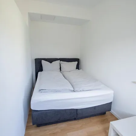 Potsdams Traumwohnung Mit 6 Schlafmoeglichkeiten Und Terrasse Extérieur photo
