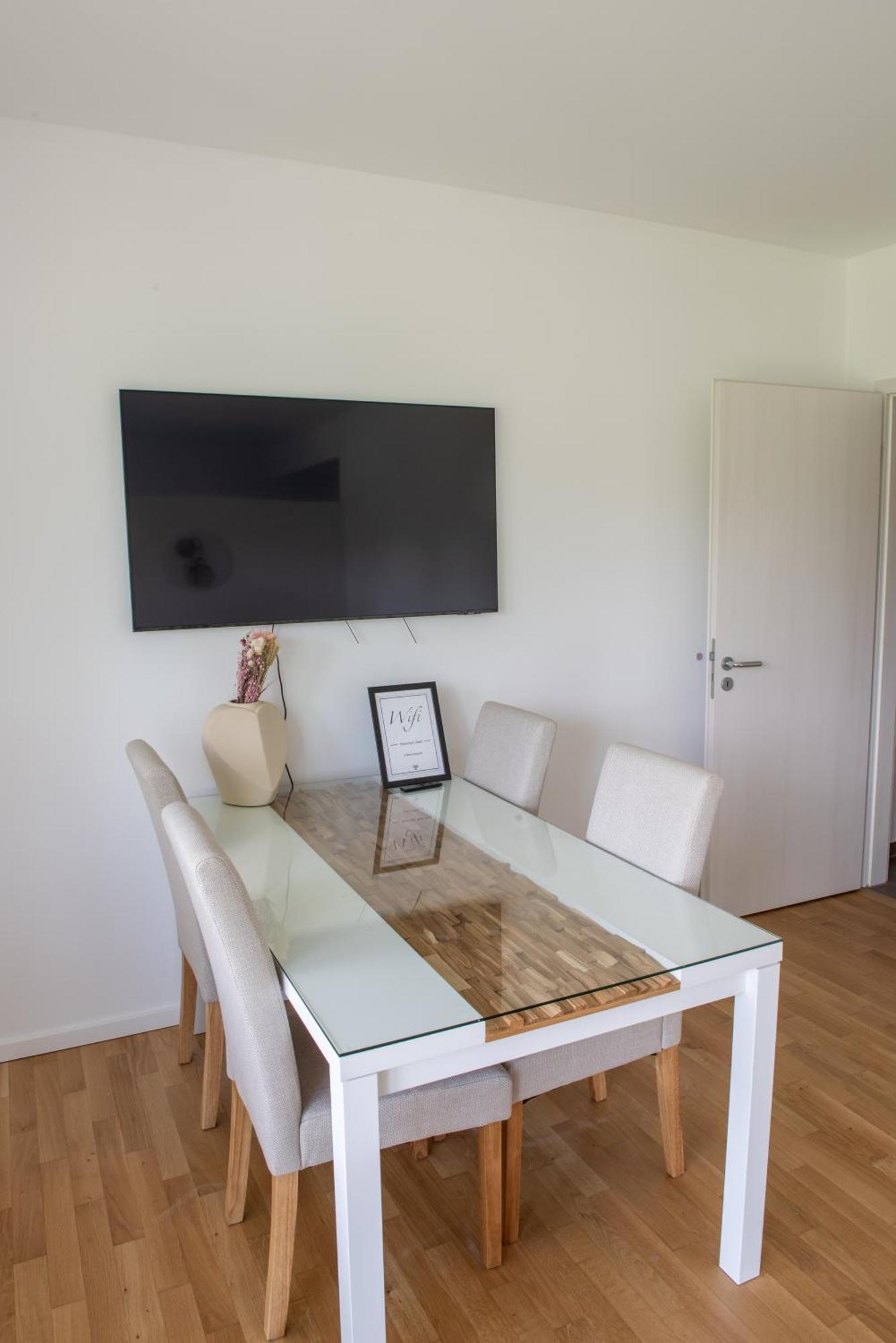 Appartement Potsdams Traumwohnung Mit 6 Schlafmoeglichkeiten Und Terrasse *